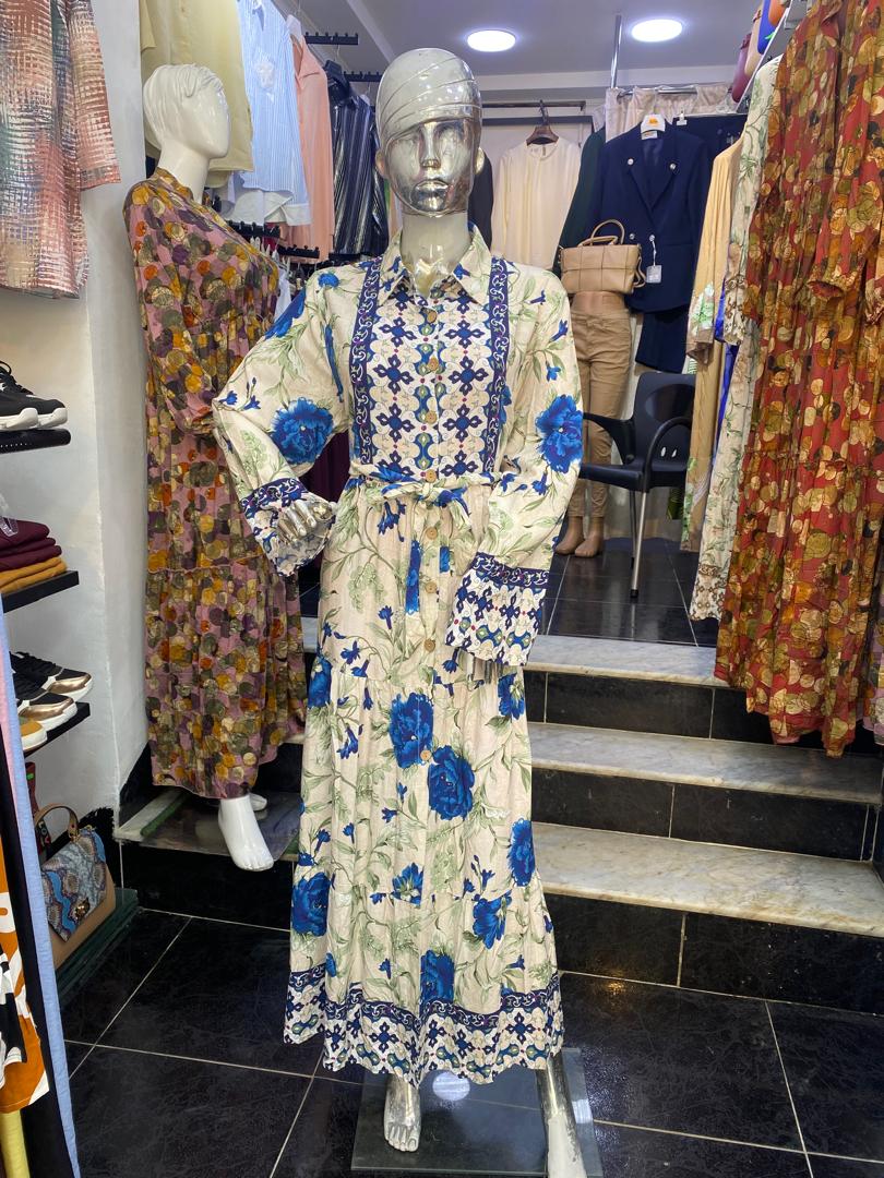 ROBE